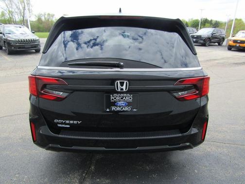 Crystal Black Pearl 2025 Honda Odyssey EX-L