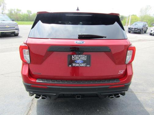 2022 Ford Explorer ST