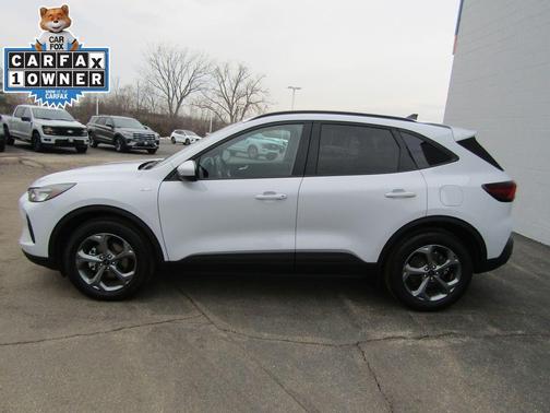 2025 Ford Escape ST-Line Select