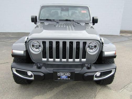 2021 Jeep Gladiator Overland