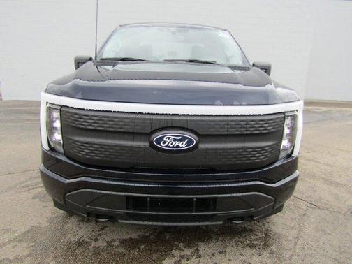 2025 Ford F-150 Lightning XLT
