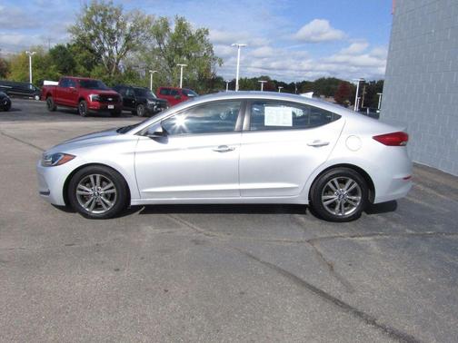 2017 Hyundai ELANTRA Value Edition