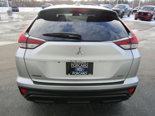 2024 Mitsubishi Eclipse Cross LE