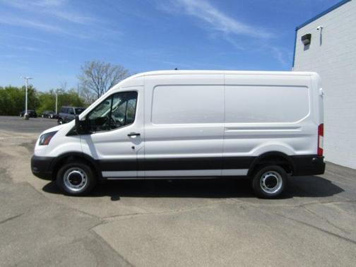 2025 Ford Transit-250 148 WB Medium Roof Cargo