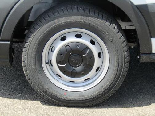 2025 Ford Transit-250 148 WB Medium Roof Cargo