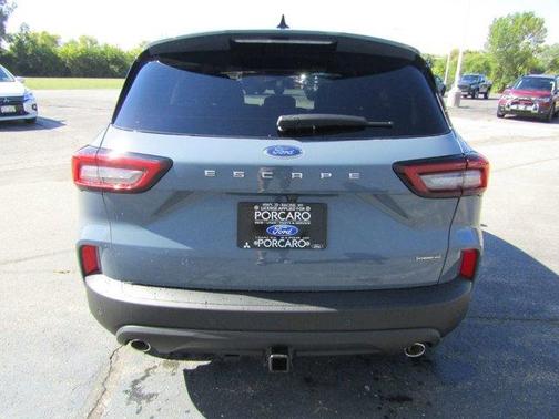 2025 Ford Escape ST-Line Select