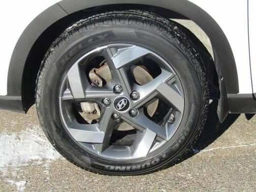 2021 Hyundai VENUE SEL