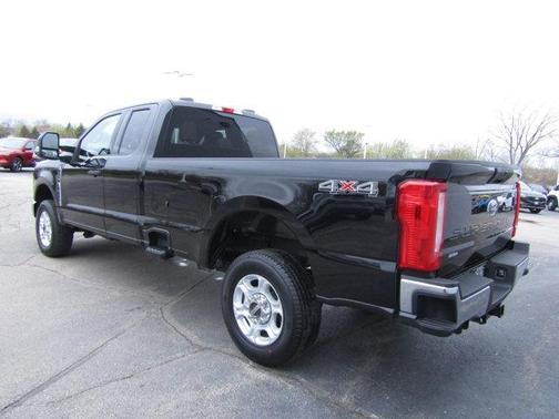 2025 Ford F-250 XLT