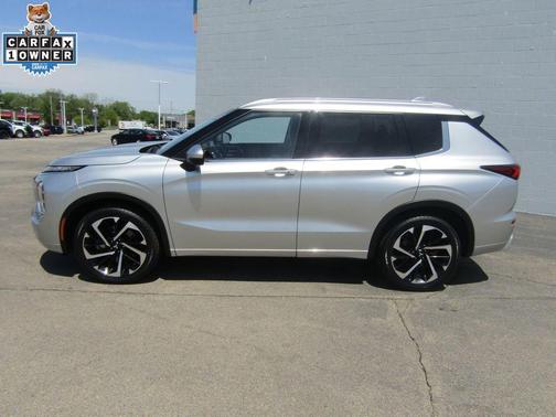 Alloy Silver Metallic 2022 Mitsubishi Outlander SEL
