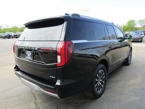 Agate Black Metallic 2025 Ford Expedition Max Platinum