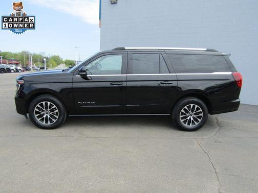 Agate Black Metallic 2025 Ford Expedition Max Platinum