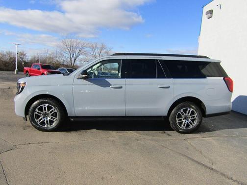 2025 Ford Expedition Max Active