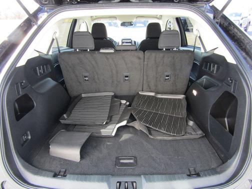 Agate Black Metallic 2024 Ford Edge SE