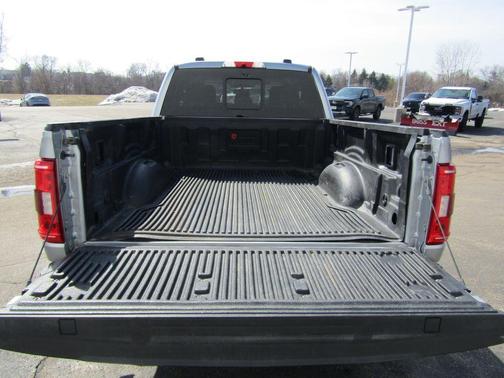 Iconic Silver Metallic 2023 Ford F-150 XLT