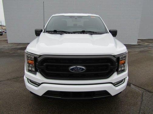 Oxford White 2023 Ford F-150 XLT