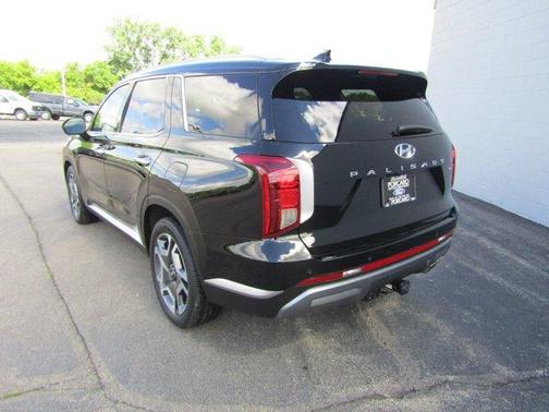 Abyss Black Pearl 2025 Hyundai PALISADE SEL Premium