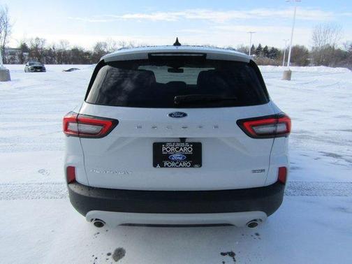 2026 Ford Escape Platinum