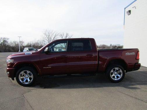 Delmonico Red Pearlcoat 2025 RAM 1500 Big Horn/Lone Star