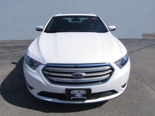 2016 Ford Taurus SEL