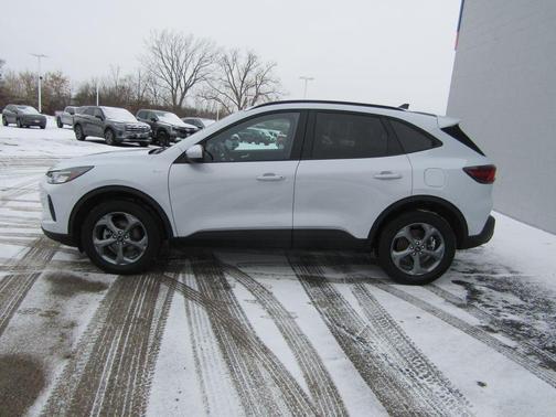 Space Silver 2025 Ford Escape ST-Line Select
