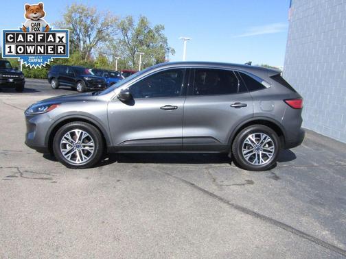 2022 Ford Escape SEL