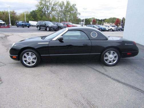 2005 Ford Thunderbird Deluxe