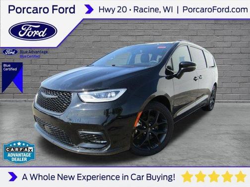 Diamond Black 2025 Chrysler Pacifica Limited