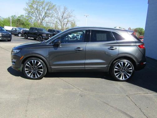 Magnetic Gray Metallic 2019 Lincoln MKC Reserve