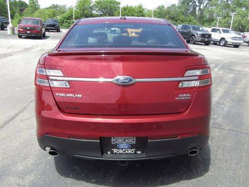 Ruby Red Metallic Tinted Clearcoat 2017 Ford Taurus SEL