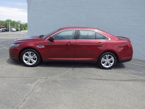 Ruby Red Metallic Tinted Clearcoat 2017 Ford Taurus SEL