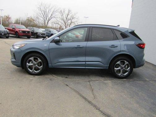2023 Ford Escape ST-Line Select