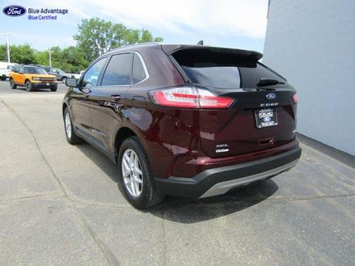 Burgundy Velvet Metallic Tinted Clearcoat 2024 Ford Edge SEL