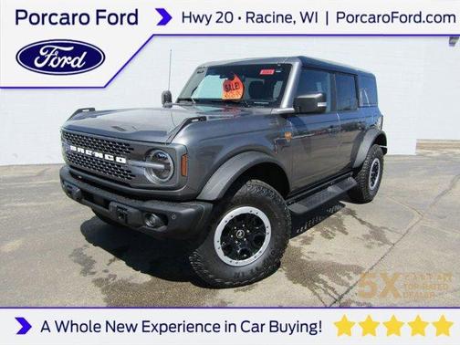 Carbonized Gray Metallic 2025 Ford Bronco Badlands