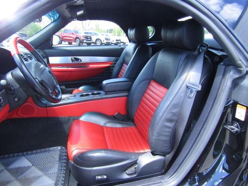 2003 Ford Thunderbird