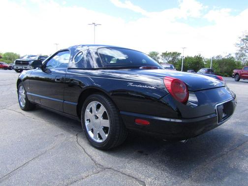 2003 Ford Thunderbird