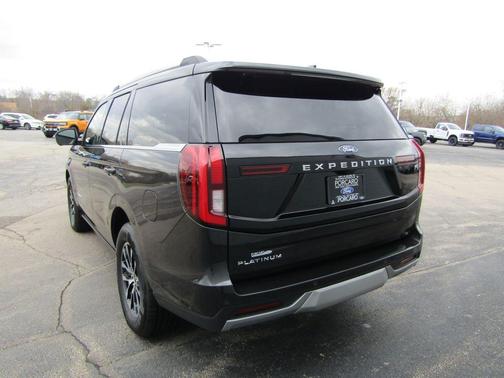 Dark Matter Gray Metallic 2025 Ford Expedition Platinum
