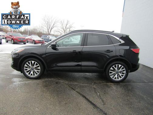 2022 Ford Escape Titanium