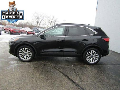 2022 Ford Escape Titanium