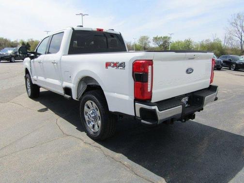 2025 Ford F-350 Lariat Super Duty