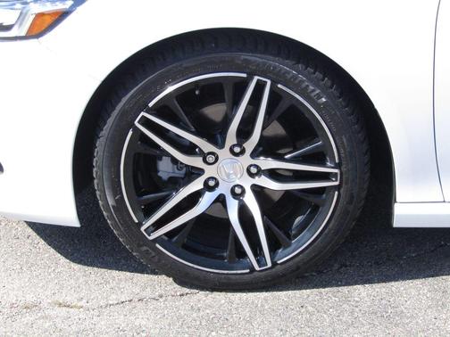 2022 Honda Accord Hybrid Touring