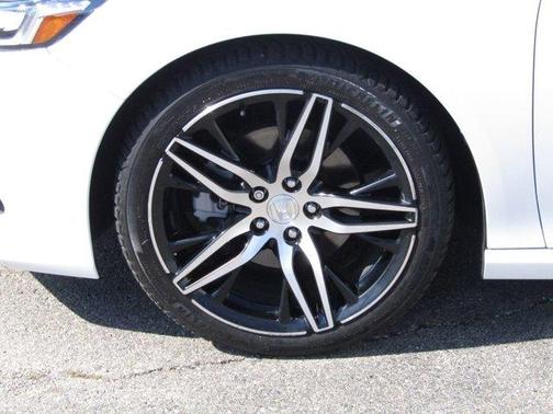 2022 Honda Accord Hybrid Touring