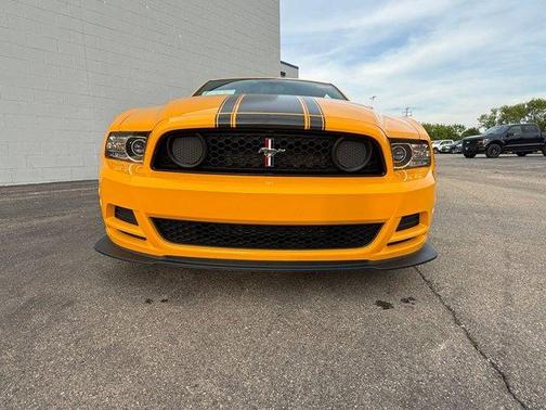 School Bus Yellow 2013 Ford Mustang Boss 302