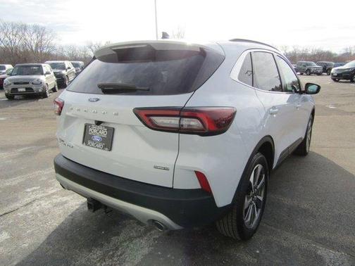 2025 Ford Escape Platinum