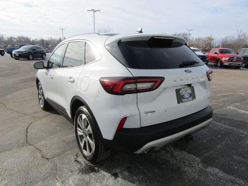 2025 Ford Escape Platinum