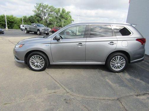 Mercury Gray Metallic 2022 Mitsubishi Outlander PHEV SEL