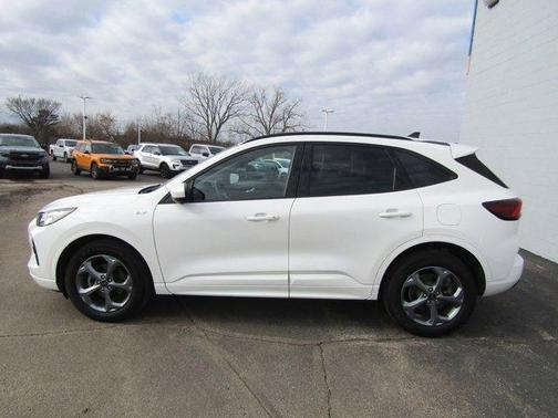 2023 Ford Escape ST-Line Select