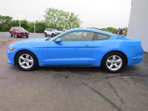 2017 Ford Mustang V6