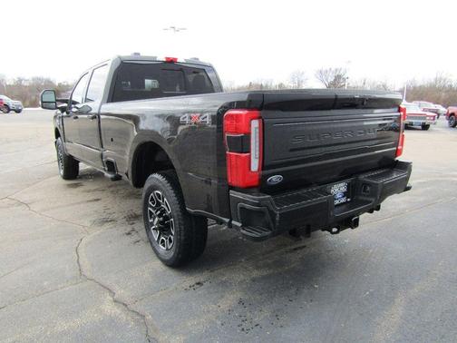 2025 Ford F-350 Platinum