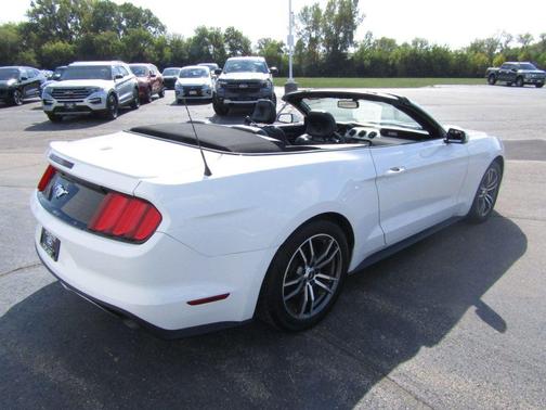 2017 Ford Mustang EcoBoost Premium