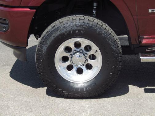 Delmonico Red Pearlcoat 2022 RAM 3500 Laramie